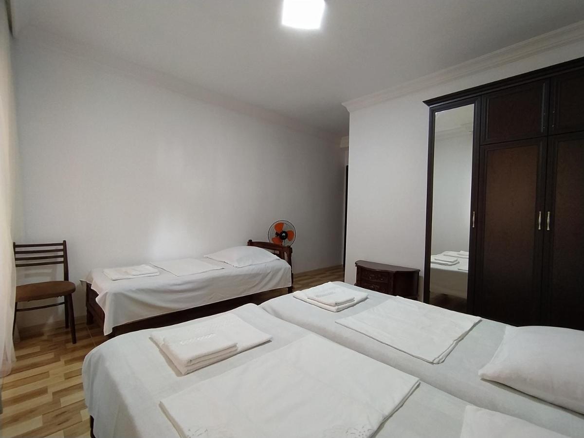 Guest House Teni 마킨자우리 외부 사진