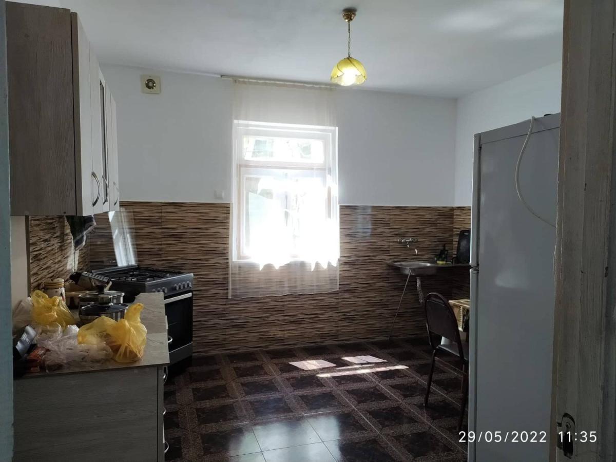 Guest House Teni 마킨자우리 외부 사진
